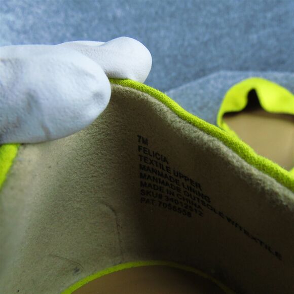 R2 Women's Felicia Flat Yellow Textile Size 7M Gently Used 2025 - Picture 5 of 6